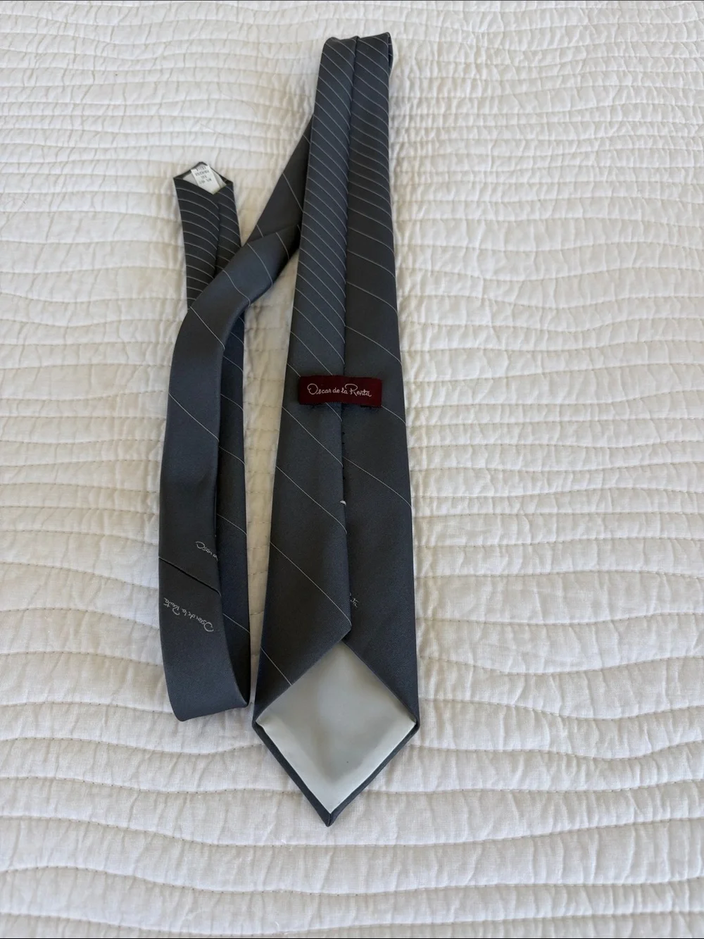 Oscar de la Renta gray Tie with Subtle Silver Pinstripes